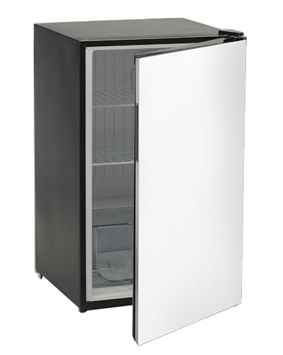 Outdoor Kitchen With Refrigerator: Top Compact and Built-In Coolers Reviewed
